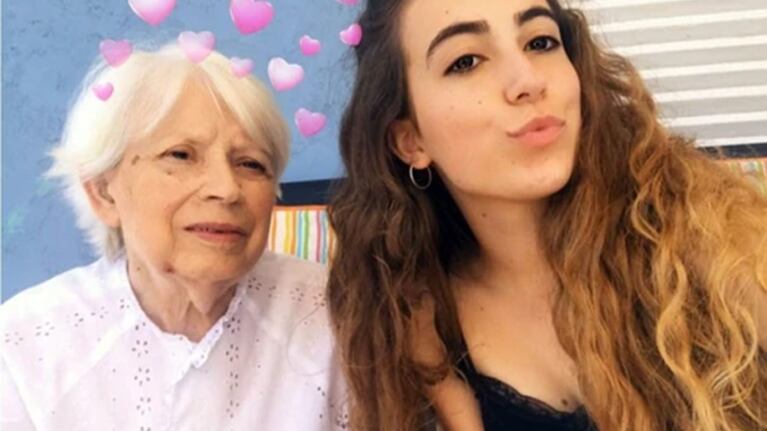 Milagros tiene Alzheimer y encontró la manera de no olvidarse de su nieta
