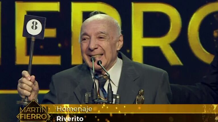 El homenaje a Riverito en los Martín Fierro de Radio 2018: "Cumplí 70 años de radio"