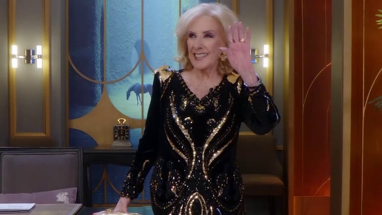 Mirtha Legrand se robó todas las miradas con su impactante look en La Noche de Mirtha: “Miren qué figurita”