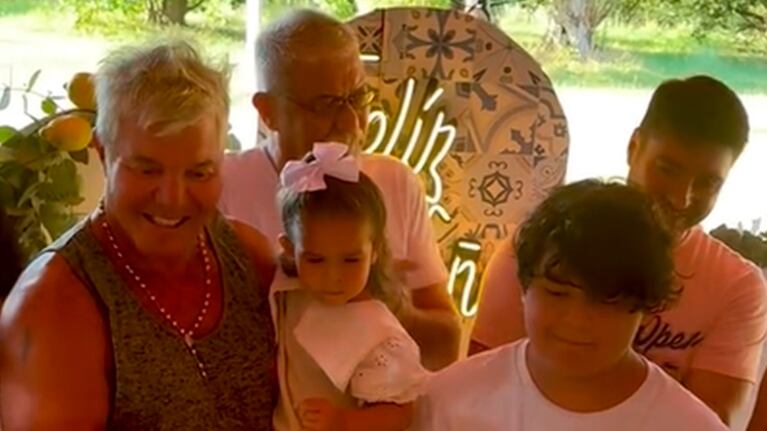 Fernando Burlando y Dieguito Fernando celebraron su cumpleaños juntos: fiesta al aire libre e increíble torta