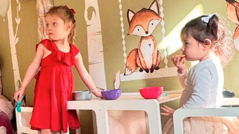 El tierno video de Ana García Moritán en el cuarto repleto de peluches de Sarah Burlando 