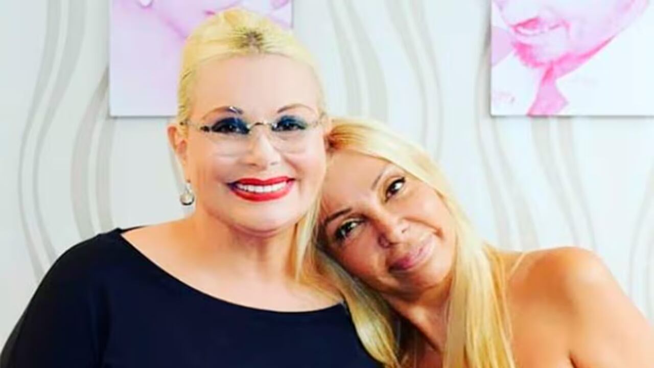 Escandalo con Carmen Barbieri y su intima amiga Sandra Dominguez
