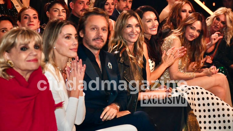 Pampita, Benjamín Vicuña y su novia, a centímetros en los Martín Fierro de Moda: el video del tenso momento 