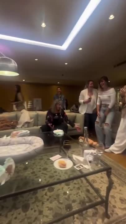 Alejandra Maglietti y un tierno baby shower: quién será la madrina de Manu