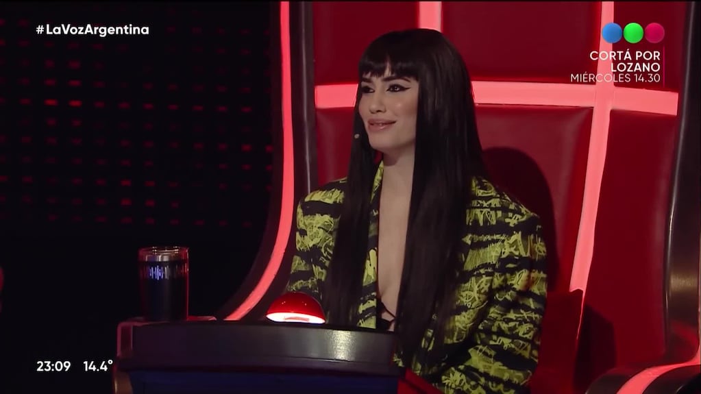 Lali Espósito expuso la una pícara chiquilinada de Mau y Ricky en La Voz Argentina