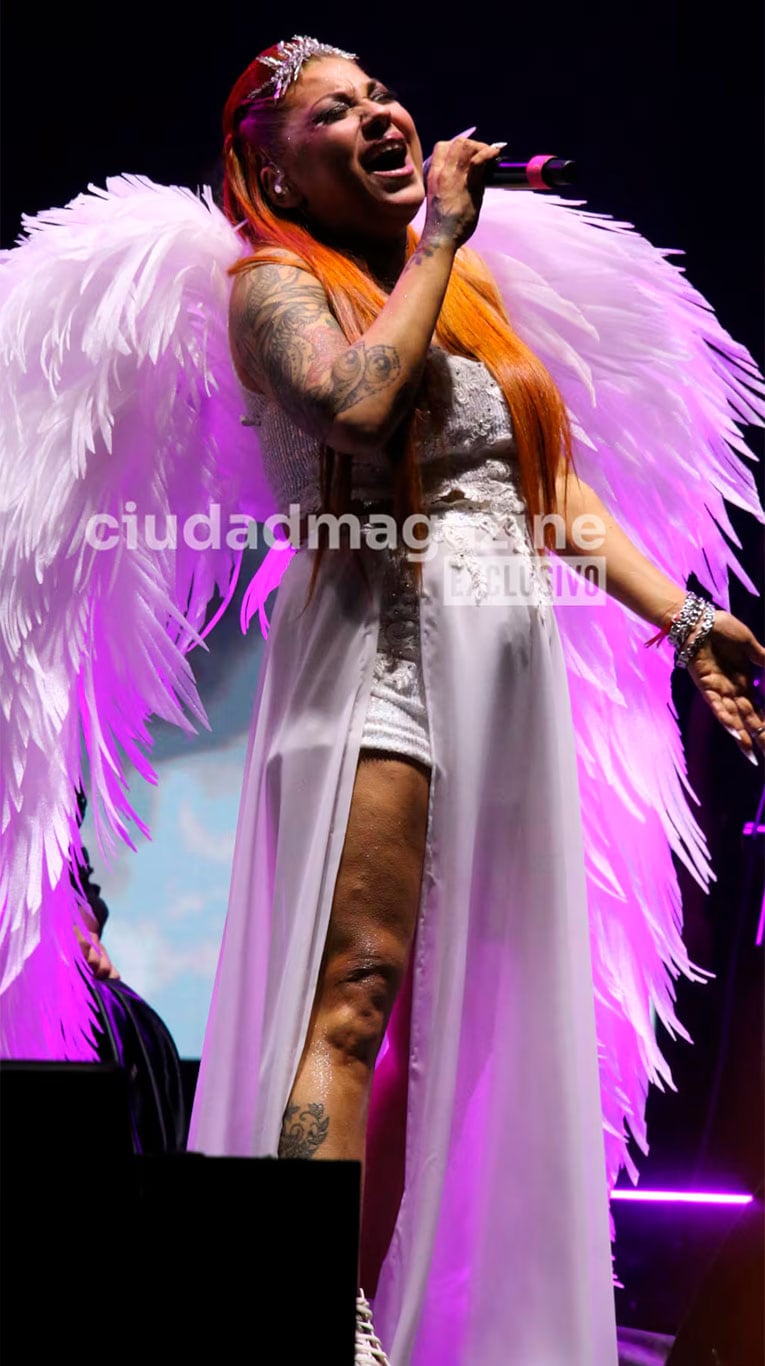 Lowrdez Fernández brilló en su vuelta a los escenarios y soprendió con un mensaje para Lissa Vera