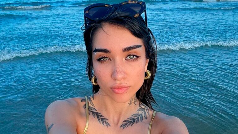 María Becerra invitó a su numerosa familia a Grecia: las fotos de las lujosas vacaciones