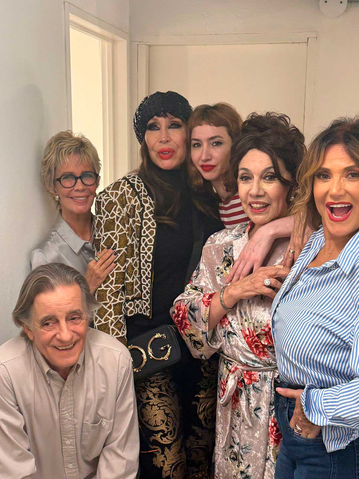 Así fue la visita de Moria Casán a Sofía Gala en el teatro