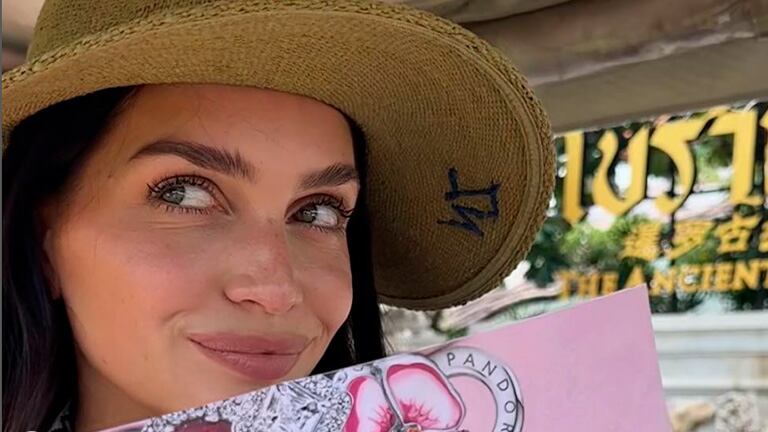 Zaira Nara eligió el estilo boho chic para pasear por Tailandia y compartió las fotos de sus mejores looks