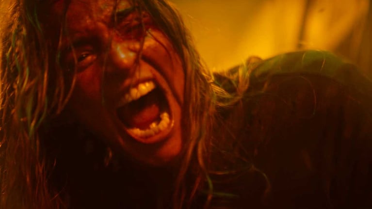 Evil Dead Burn mostró su primer avance y los fans del horror quedaron impactados