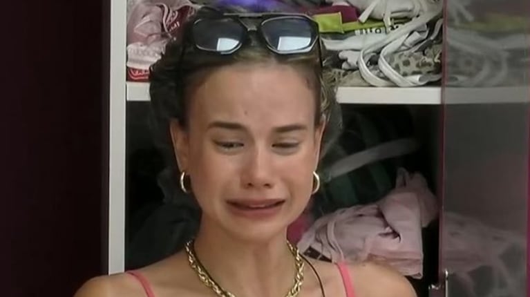 Cinzia Francischiello abandonó Gran Hermano en ambulancia por un accidente y su novio le pegó al chofer