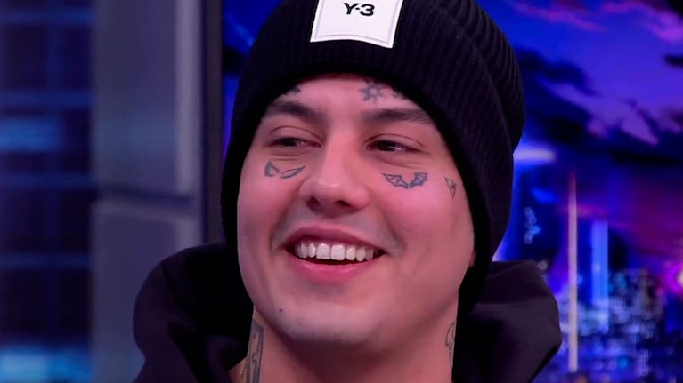 ¡No le gustó nada! Duki contó la desopilante reacción de su mamá al verlo tatuado