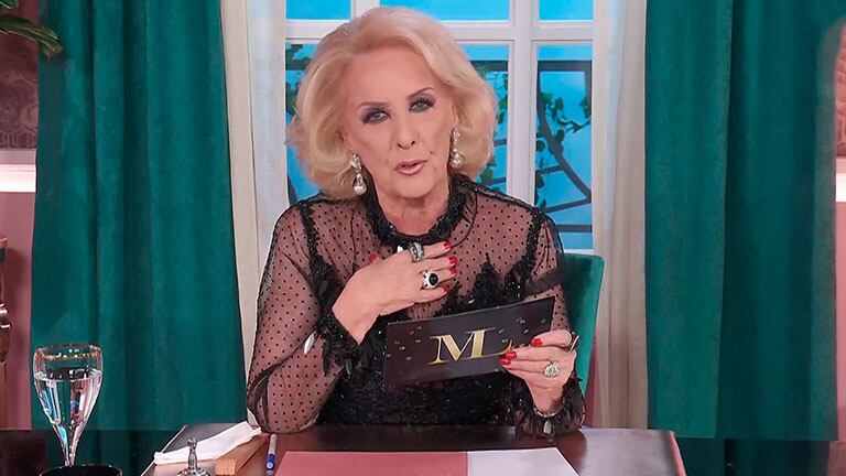 Mirtha Legrand aclaró que no es "panqueque", tras decir que invitaría a Alberto Fernández a su mesa