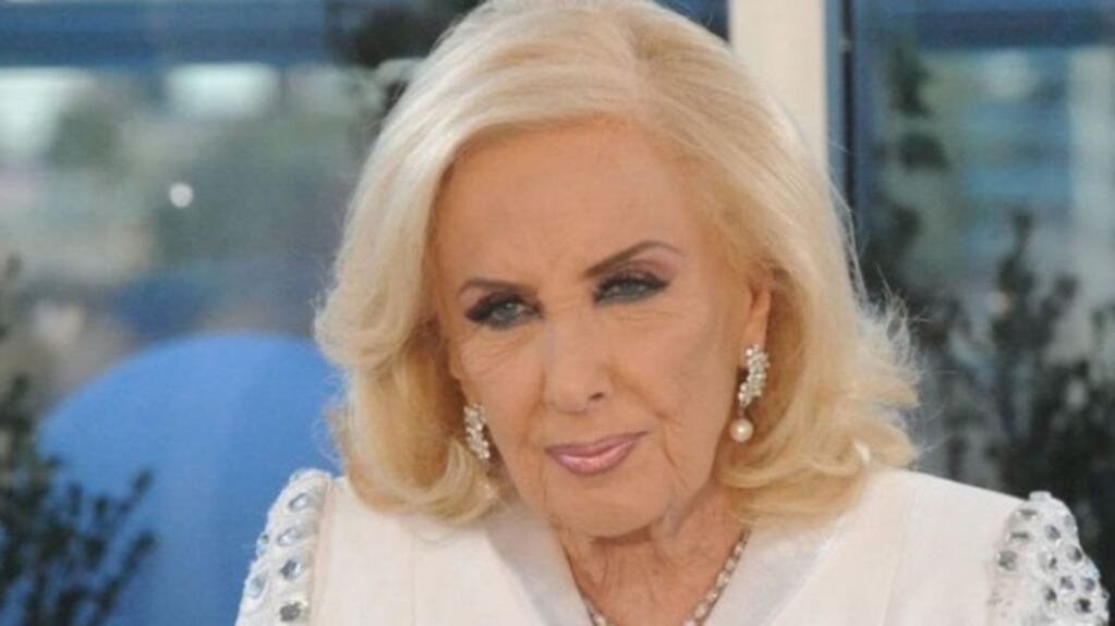 Las 8 medidas que tomó Mirtha Legrand para cuidarse del coronavirus en sus programas