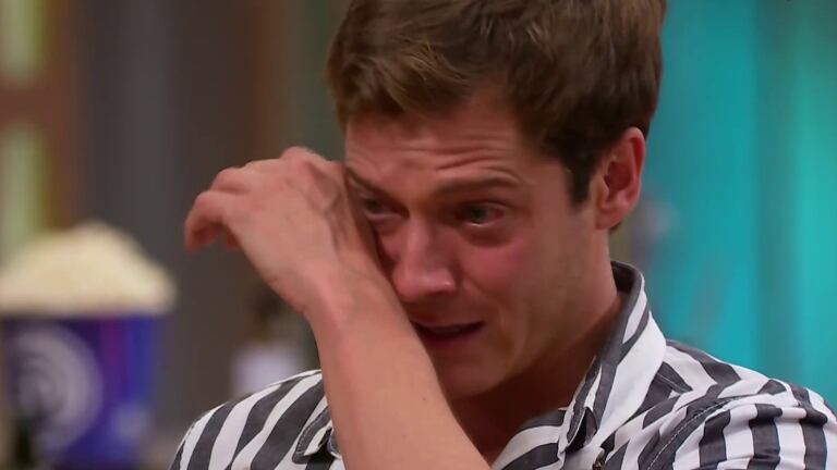 Gastón Dalmau se emocionó por una unánime devolución del jurado de MasterChef Celebrity: "Siento que nunca subo y hoy subí"
