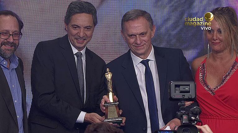 Martín Fierro de Cable de Oro 2018: A dos voces, el ciclo de TN se llevo el máximo galardón de la noche
