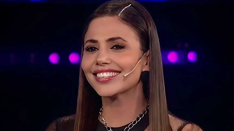 Romina Uhrig estrenó un nuevo look y generó reacciones
