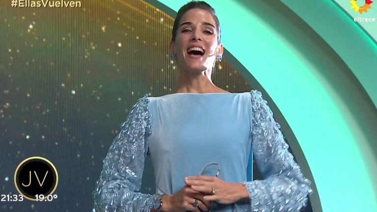 Juana Viale, emocionada, en su regreso a la TV en reemplazo de Mirtha Legrand: "Bienvenidos a otro ciclo con linda energía y mucho amor"
