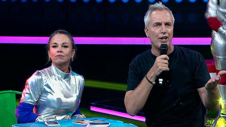 Lorena Paola se mostró como una efectiva tarotista frente a Marley