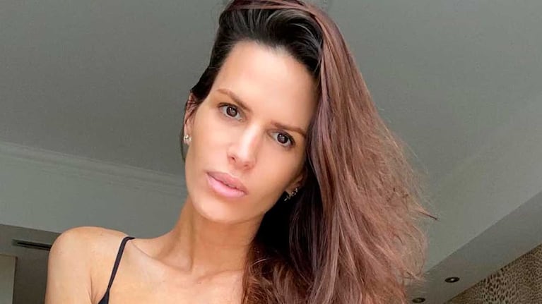 La foto sin ropa de Carolina Molinari que generó revuelo por un detalle en la cama