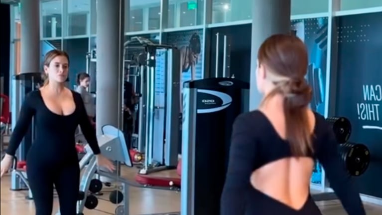 Cami Homs mostró su rutina de sentadillas con pesas en pleno embarazo: el video