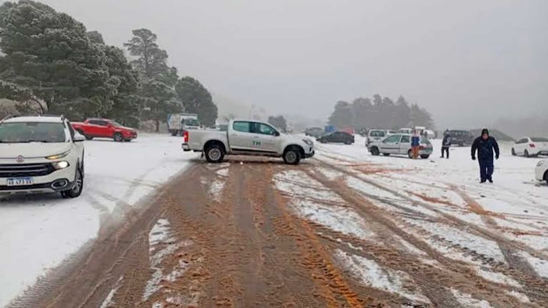 El frío polar trajo nevadas a Buenos Aires y temperaturas bajo cero