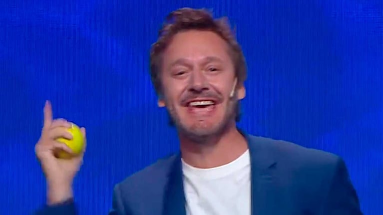 Benjamín Vicuña se animó a todo y se lució en el debut como conductor de The Balls