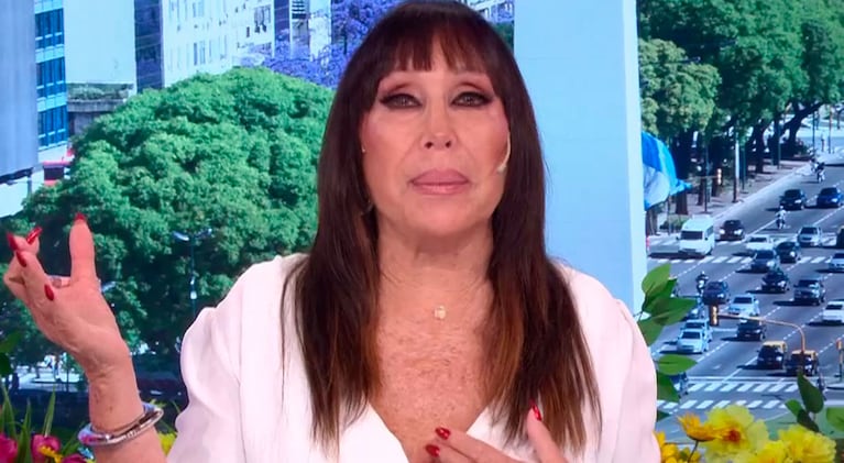 Moria Casán mostró en vivo la cicatriz que le dejó un ex tras violentarla: “Me podría haber sacado el ojo”