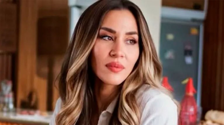 El video de Jimena Barón entrenando en casa a dos meses del nacimiento de su hijo Arturo 