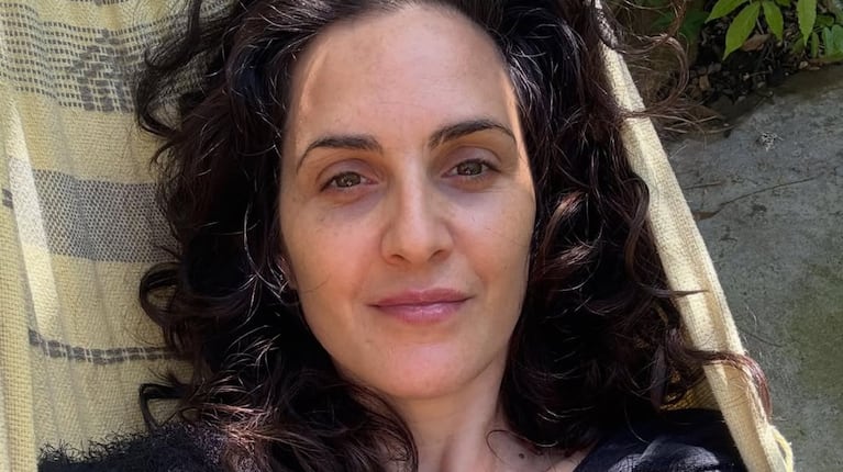 Julieta Díaz tiene nuevo novio y esta foto a puro beso lo confirma