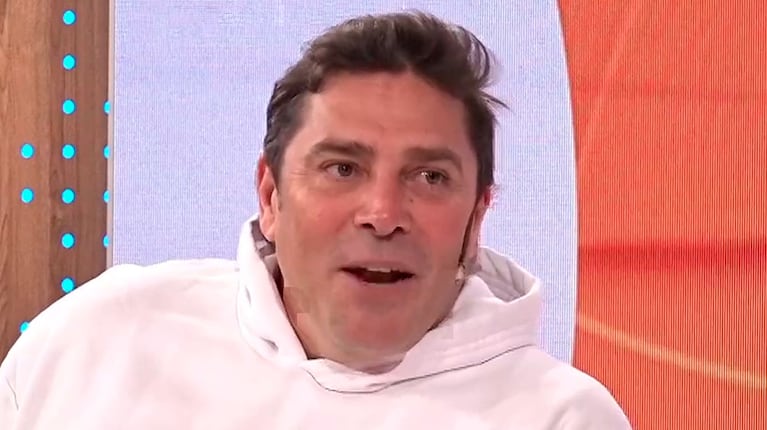 Matías Alé quedó expuesto en una foto, pidió censurarla y terminó confesando: “Me engancharon con una...”