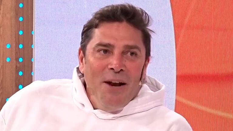 Matías Alé quedó expuesto en una foto, pidió censurarla y terminó confesando: “Me engancharon con una...”