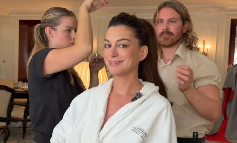 Insólito: acusaron a Anne Hathaway de llevar una panza de embarazo falsa y ella respondió con una fuerte frase