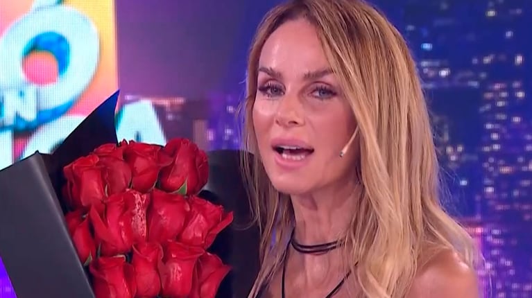 Sabrina Rojas recibió dos docenas de rosas importadas de un candidato millonario: su reacción en vivo