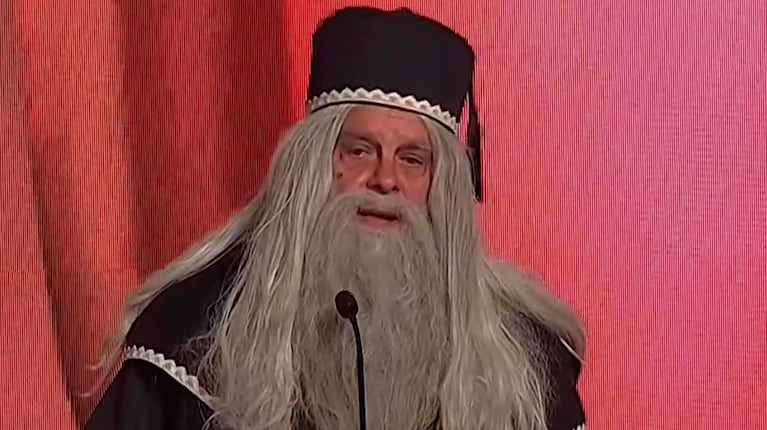 Insólito: Luis Ventura irrumpió disfrazado de Dumbledore en los Martín Fierro