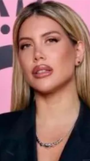 El accesorio de lujo que eligió Wanda Nara para su look total black y su impactante precio