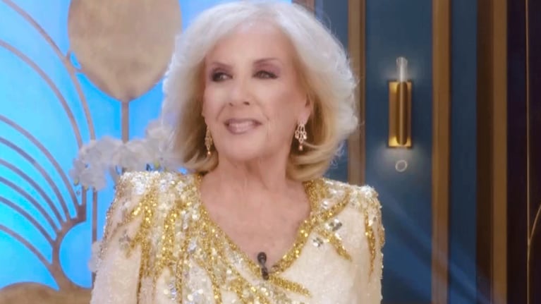 El look tendencia de Mirtha Legrand para su mesaza de este sábado: “Es divino lo que tengo hoy”