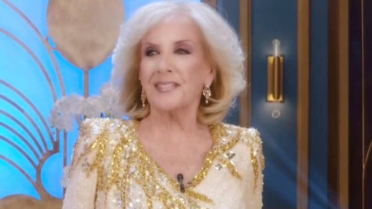 El look tendencia de Mirtha Legrand para su mesaza de este sábado: “Es divino lo que tengo hoy”
