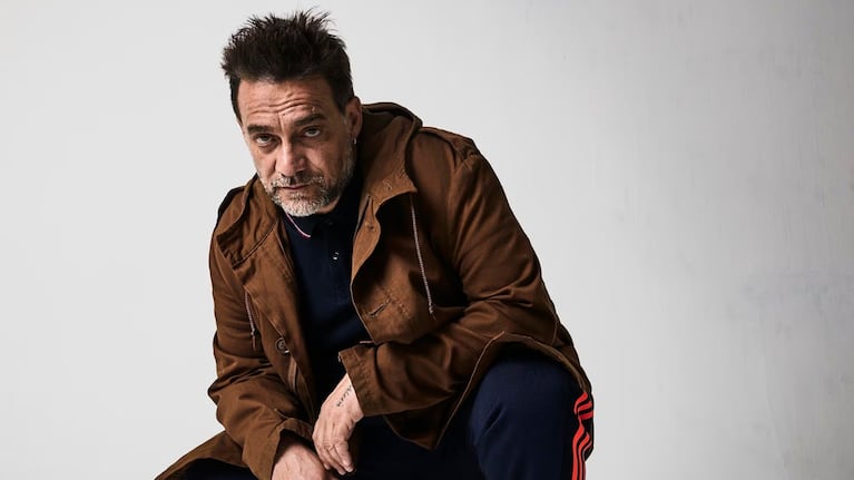 Vicentico frenó su show en Bogotá por una bengala y estalló: “¿Sabés lo que significa eso para un argentino?”