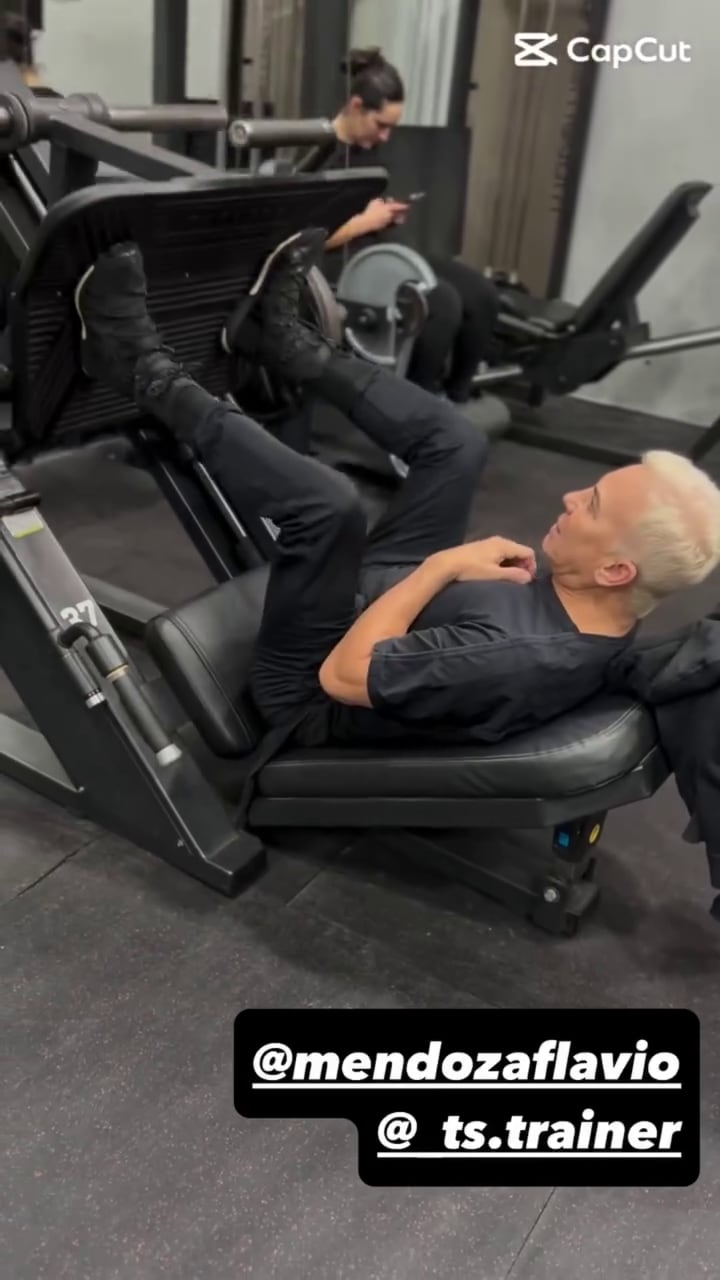 Así se entrena Flavio Mendoza para mantenerse como un adonis