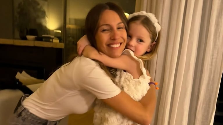 Anita García Moritán se metió en el estudio de Los 8 escalones y dejó a Pampita sin palabras: “No sé si...”