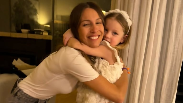 Anita García Moritán se metió en el estudio de Los 8 escalones y dejó a Pampita sin palabras: “No sé si...”
