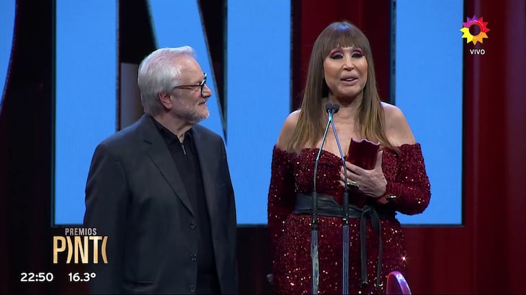 El explosivo discurso de Moria Casán al recibir el Premio Pinti
