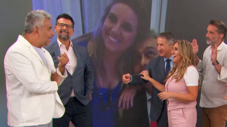 Paula Bernini le pidió casamiento en vivo a Mario Massaccesi: la inesperada reacción del conductor