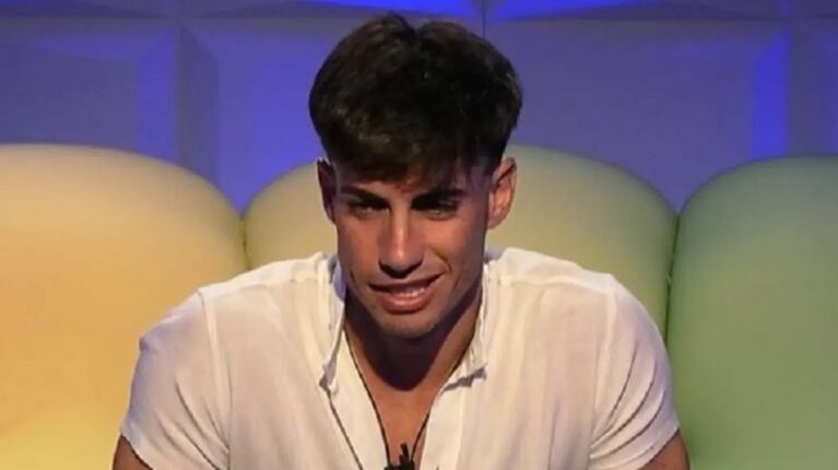 Polémica con Alan de Gran Hermano, otra vez en el ojo de la tormenta: “Cuando se va a dormir se la muestra”