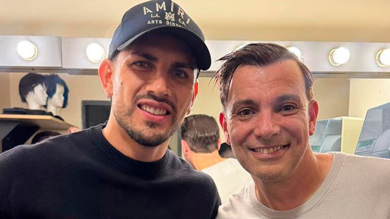 Leandro Paredes visitó a Martín Bossi: el video del divertido encuentro en el teatro