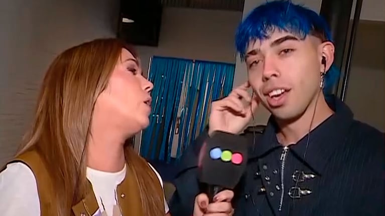 Luck Ra se calentó con Pía Shaw y abandonó el móvil en vivo: la pregunta sobre Tiago PZK que lo sacó