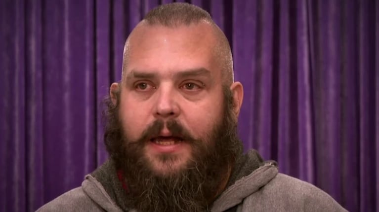 El llanto del Vikingo al hablar de lo que sufrió en infancia