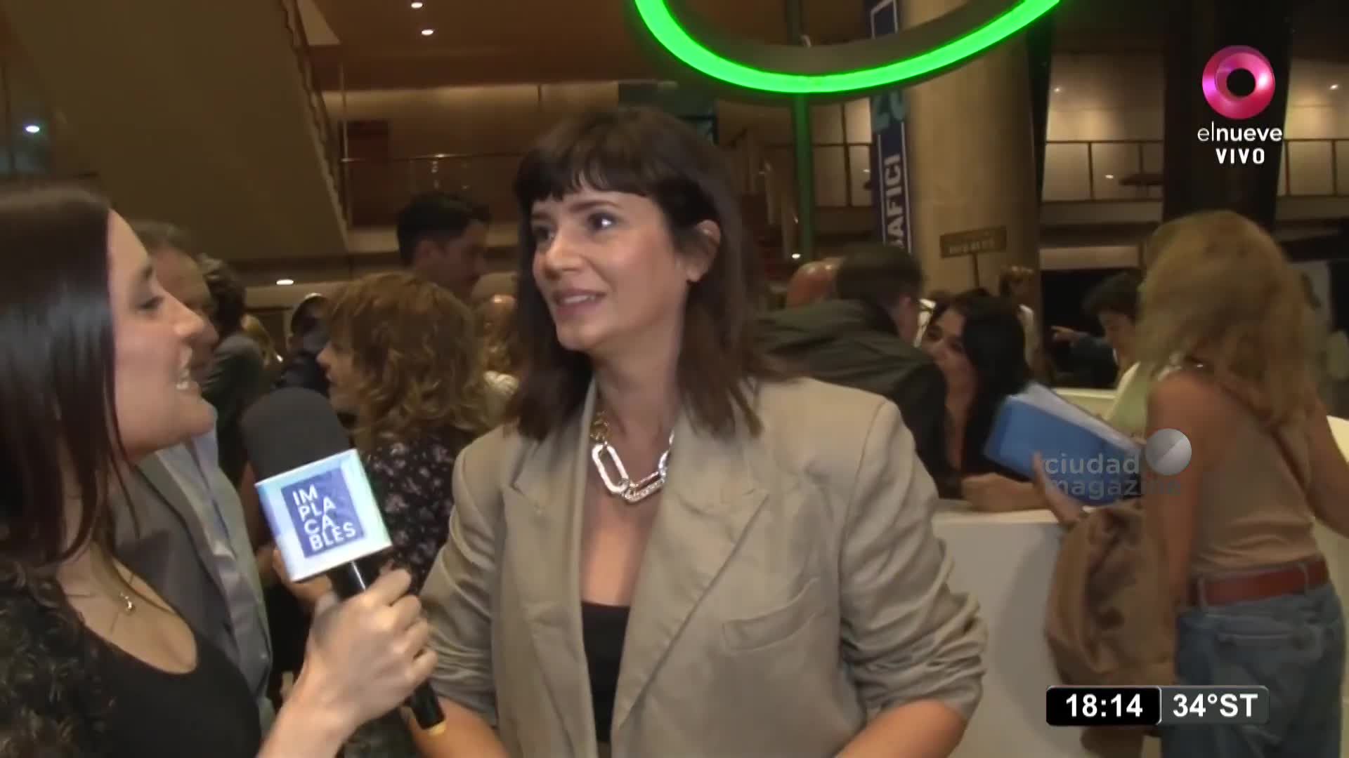 Griselda Siciliani fue al estreno de Luciano Castro en el teatro San Martín