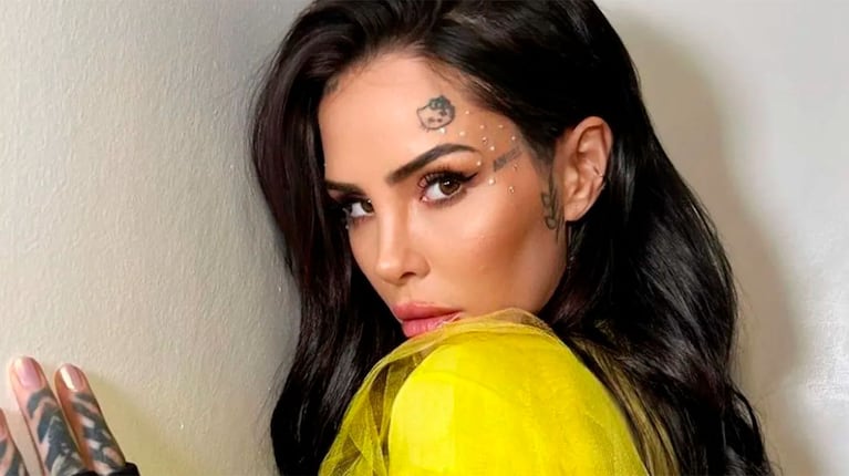 Los insólitos tatuajes que se hizo Cande Tinelli en la cara: “No duelen nada”